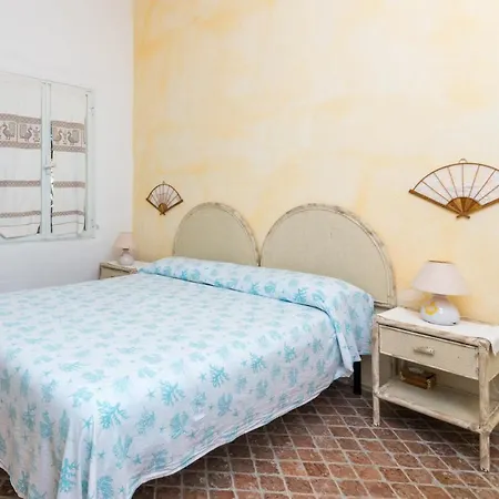 Marinela Villa