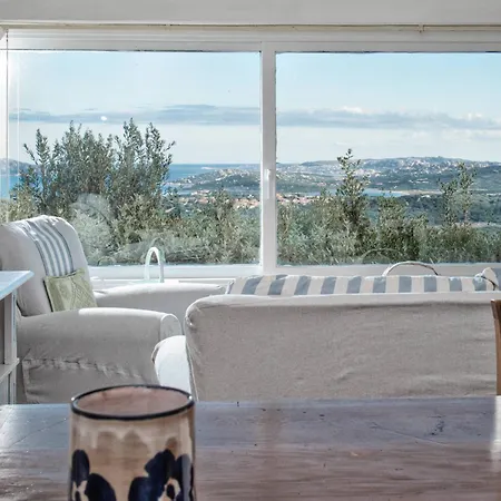 Marinella Villa *